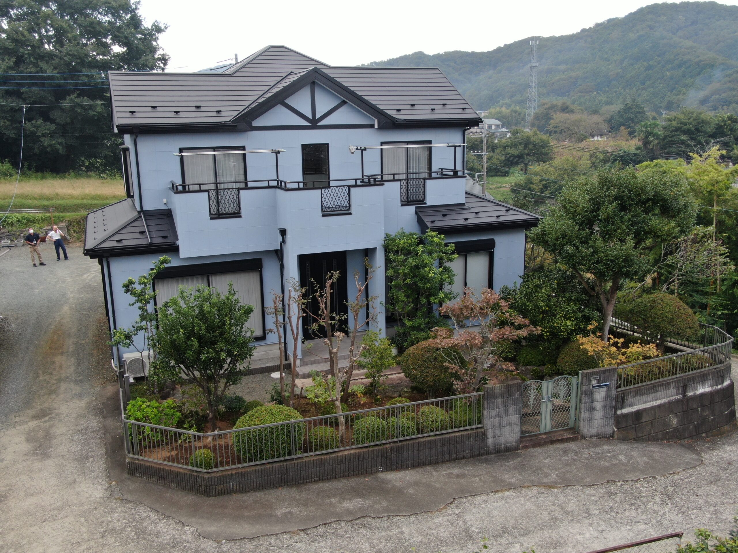 屋根重ね葺き・外壁塗装工事（高耐久ラジカルシリコンプラン）厚木市七沢　K様邸