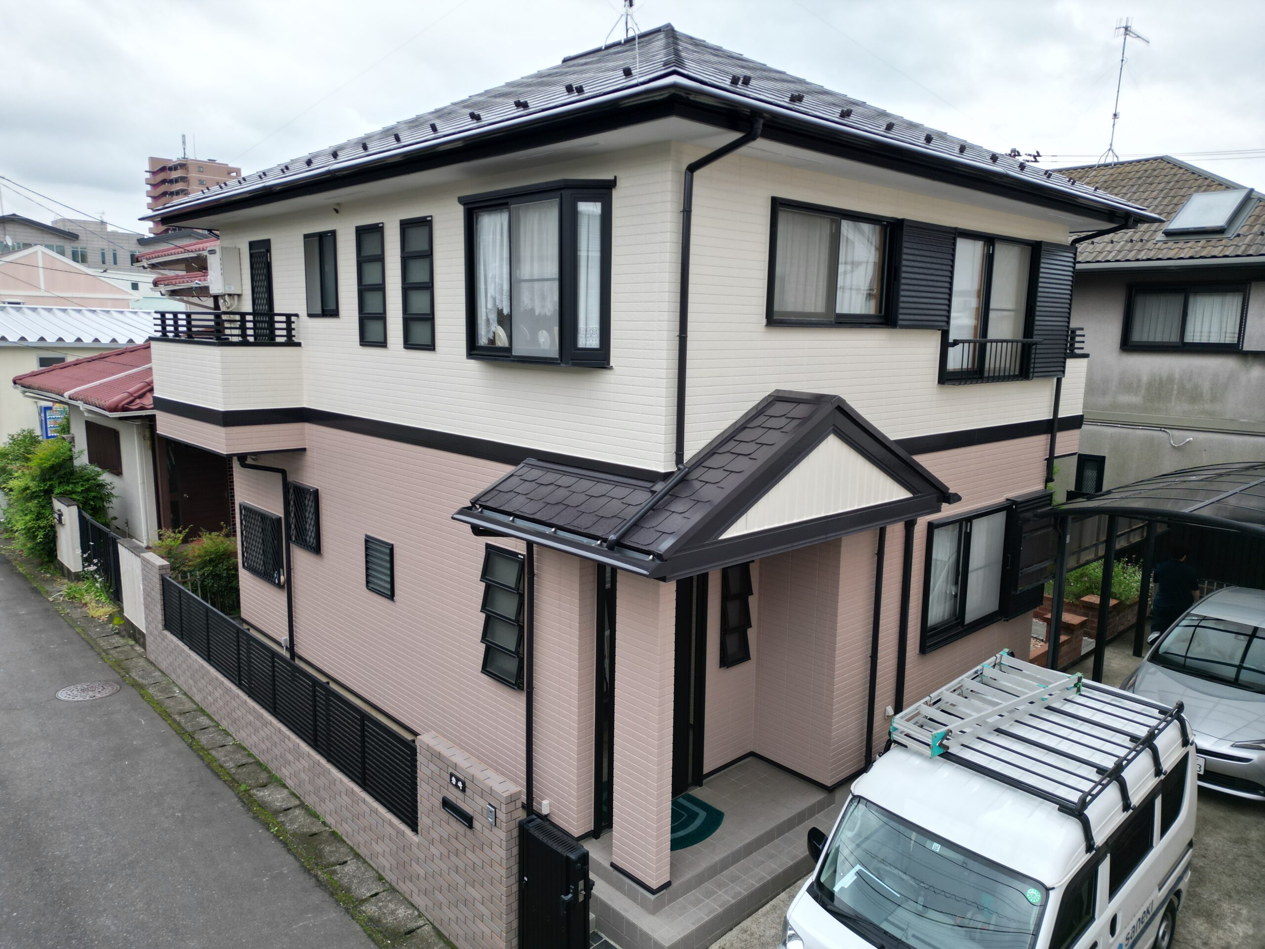 屋根・外壁塗装工事（遮熱ハイクラスシリコンプラン）厚木市戸室　I様邸