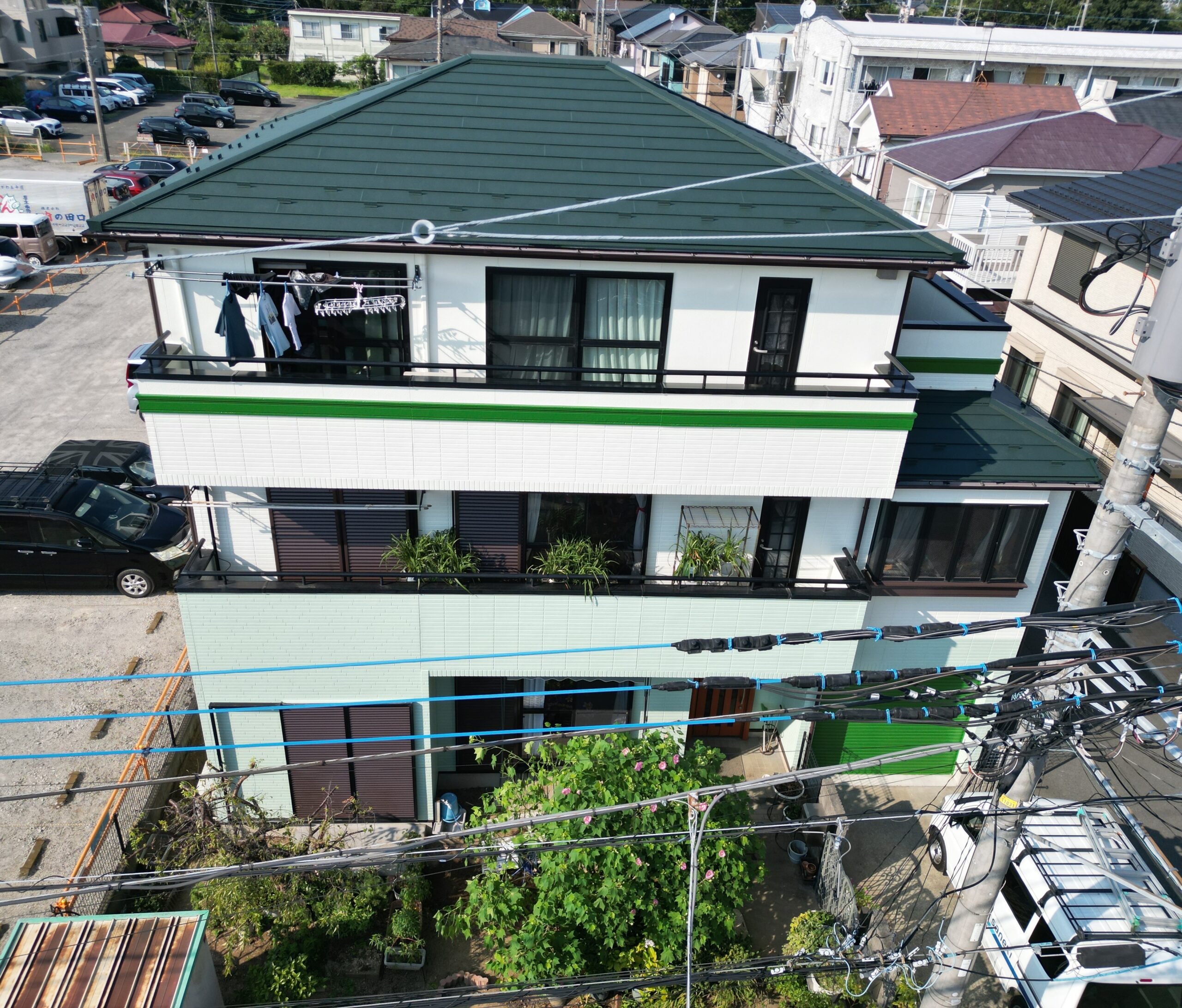 屋根重ね葺き・外壁塗装工事（超低汚染・遮熱フッ素プラン）厚木市松枝町　A様邸